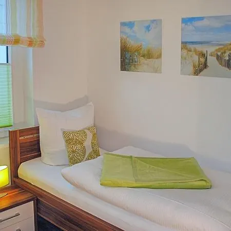 Poseidon Mit Balkon, Strandnah Und Zentral Lägenhet Binz